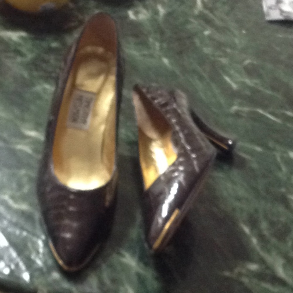 Ladies Shoes